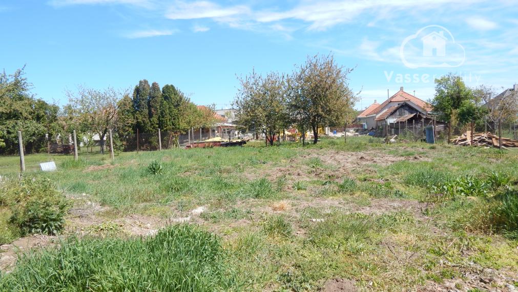 Na predaj 3 izbový rodinný dom v Strekove .
