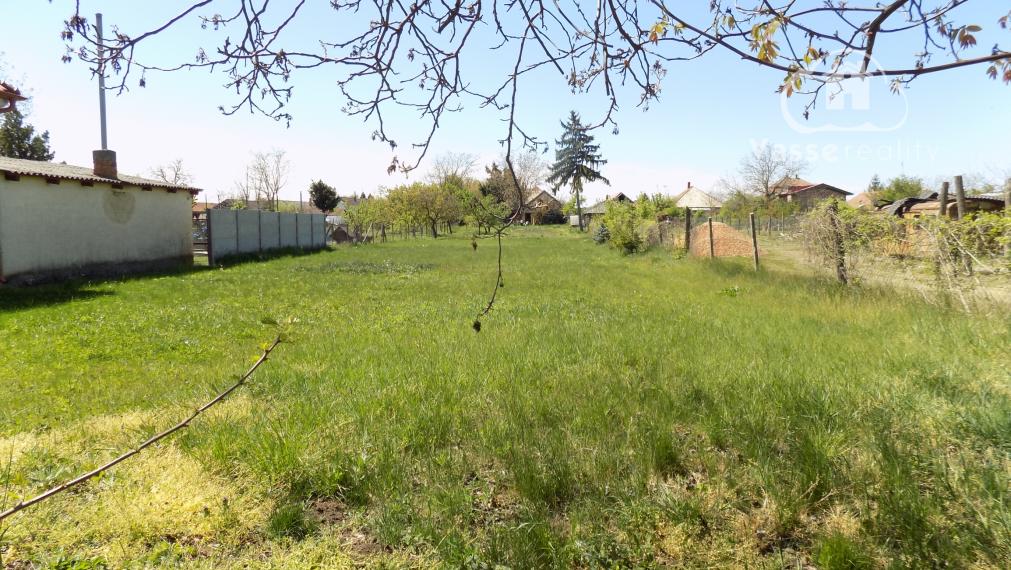 Na predaj slnečný pozemok 1356 m2 v známej vinárskej obci Rúbaň - vynikajúca cena !