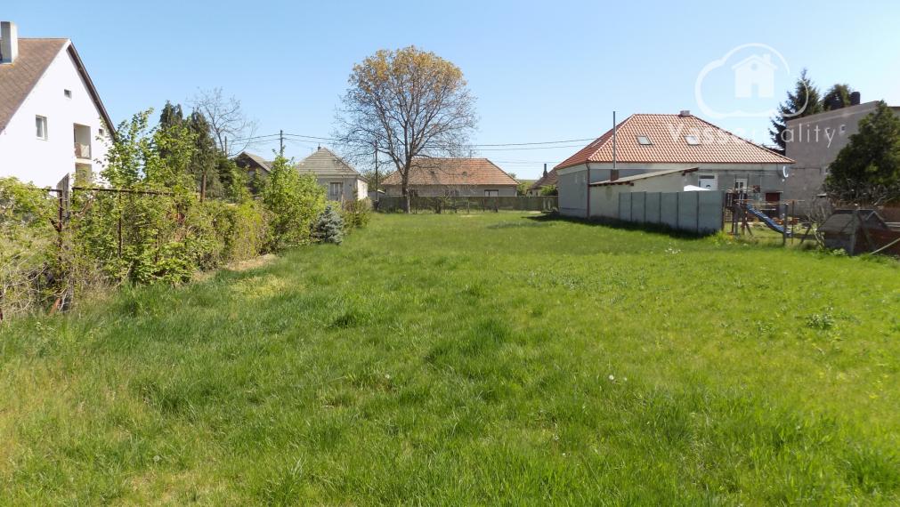 Na predaj slnečný pozemok 1356 m2 v známej vinárskej obci Rúbaň - vynikajúca cena !