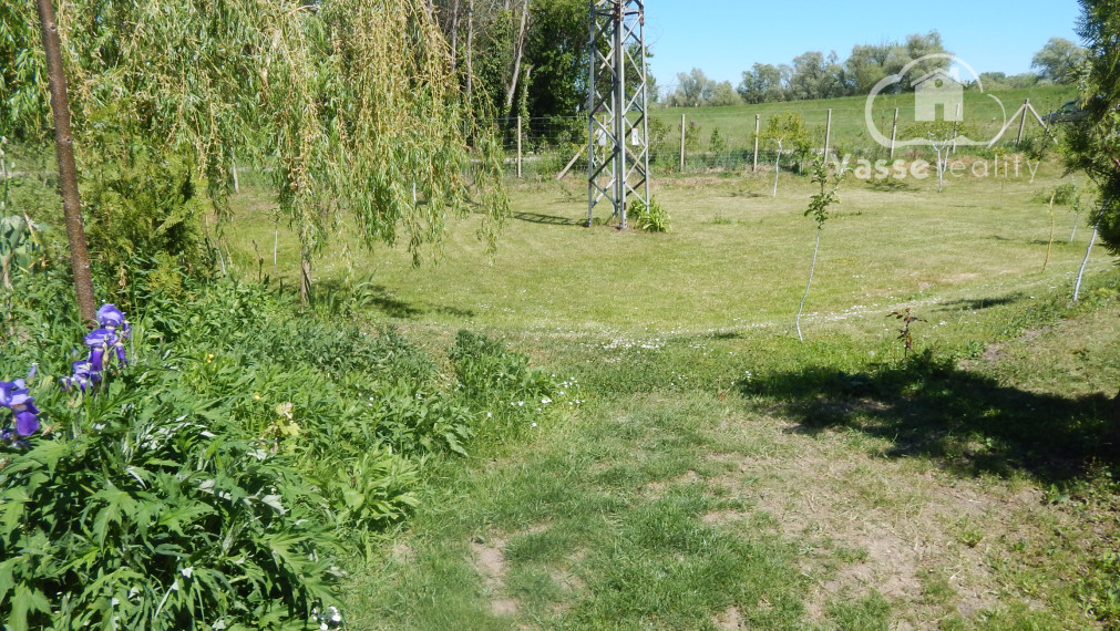 Z vlastného pozemku sa môžete vydať člnom na prieskum okolitej vodnej ríše-Martovce