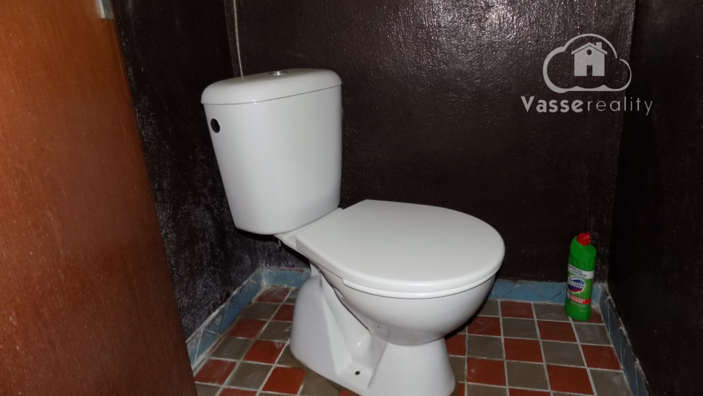 Na predaj poschodový dom v Tvrdošovciach .