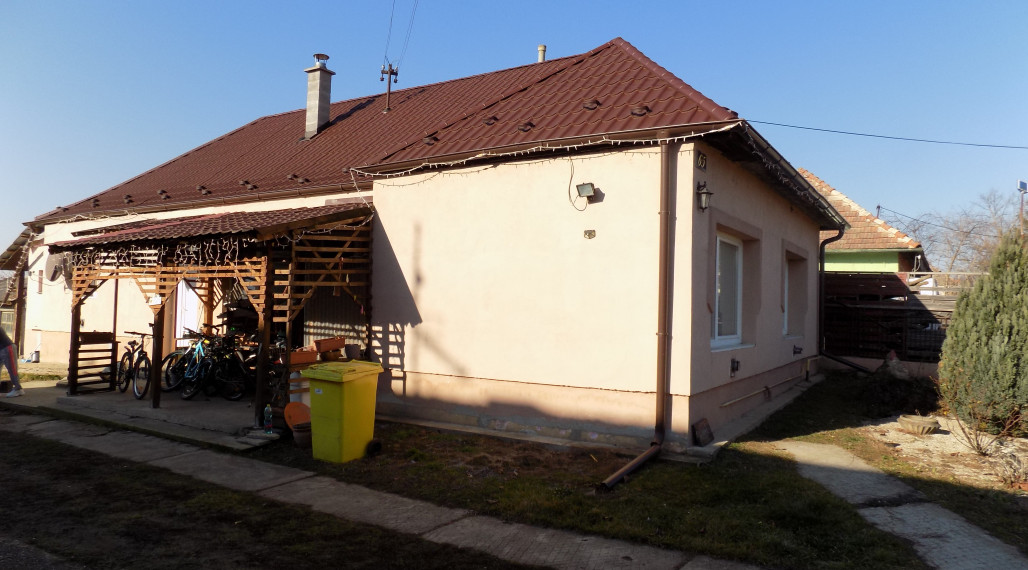 Na predaj domček v Rúbani s krásnym pozemkom  3436m2 vhodné na chov zvierat .