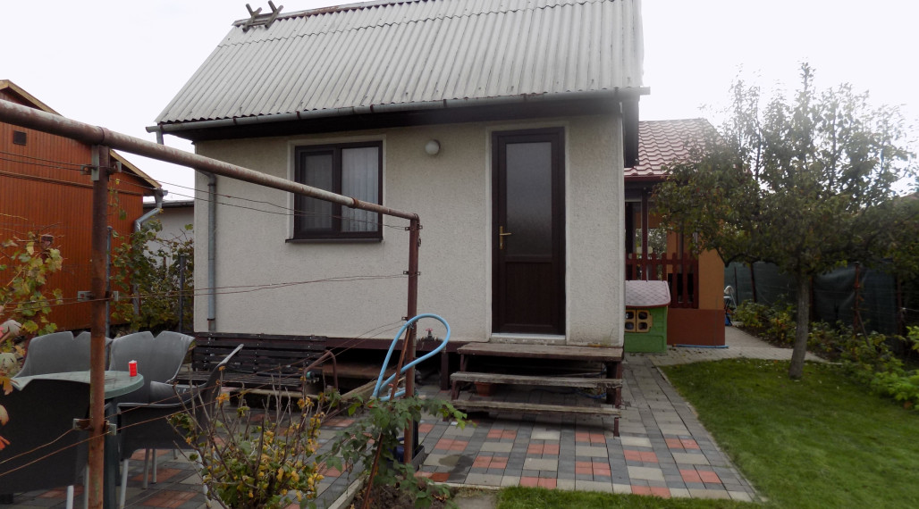 Na predaj chatka v príjemnej lokalite Svit pri  Nových Zámkoch .