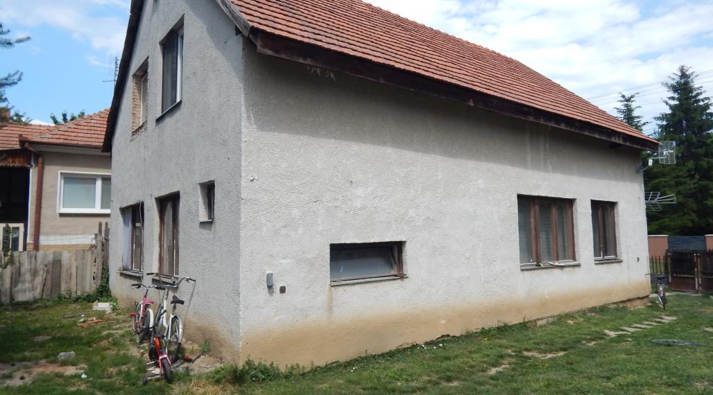 Exluzívna ponuka! Na predaj 4 izbový rodinný dom v Strekove.
