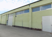 NA PREDAJ: Kompletne prenajatý priemyselný areál (3 857 m²) – Nové Zámky - fotografia 1