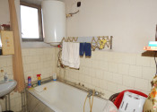 Priestranný 4 -izb . dom v obci  ĽUBÁ pri Štúrove . - fotografia 12