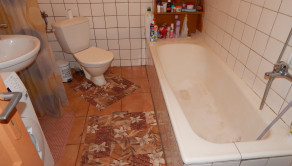 Na predaj veľký 4 izbový dom v Salke -ihneď obývateľný ! - fotografia 10