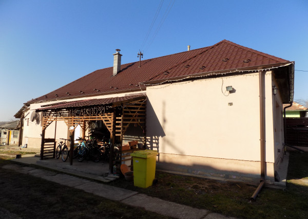 Na predaj domček v Rúbani s krásnym pozemkom  3436m2 vhodné na chov zvierat .