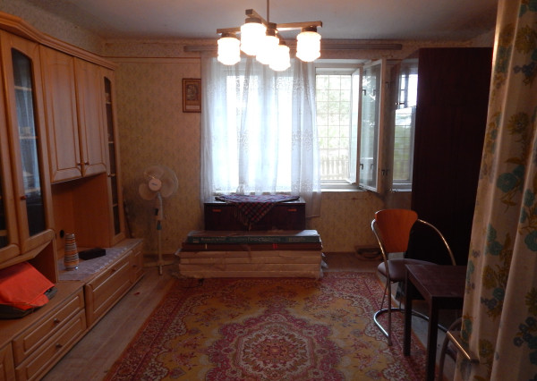 Na predaj chalupa  v Dubníku pri Štúrove  .