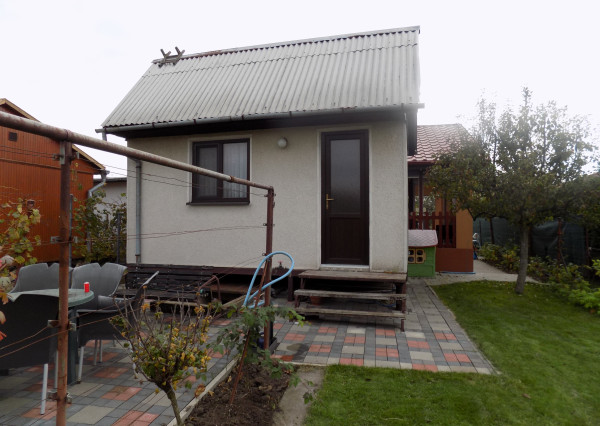 Na predaj chatka v príjemnej lokalite Svit pri  Nových Zámkoch .