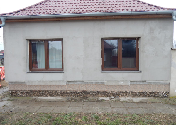 Na predaj 4 izbový rodinný dom v Kolárove s pozemkom 984 m2.