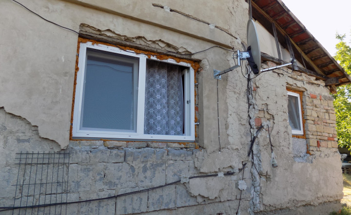 Na predaj murovaná chata na Tekvičnom poli v N. Zámkoch - fotografia 5