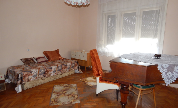 Na predaj veľký 4 izbový dom v Salke -ihneď obývateľný ! - fotografia 6