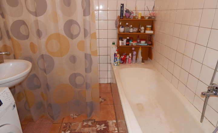 Na predaj veľký 4 izbový dom v Salke -ihneď obývateľný ! - fotografia 15