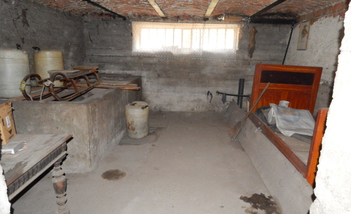 Na predaj veľký 4 izbový dom v Salke -ihneď obývateľný ! - fotografia 21
