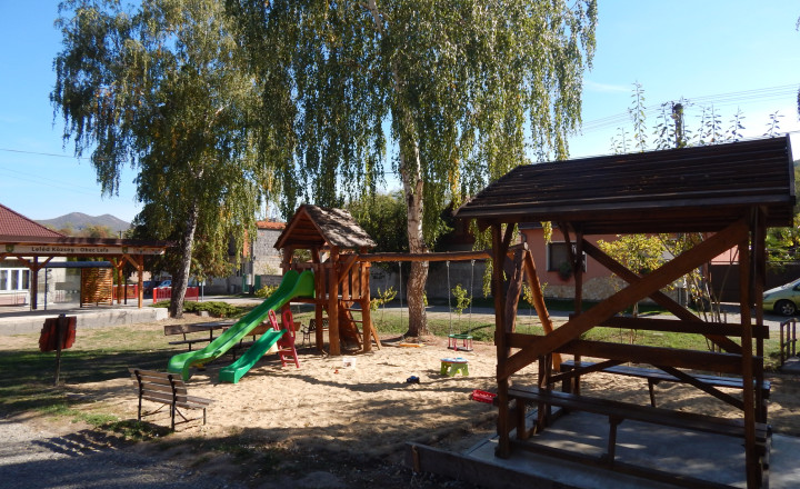 Na predaj 3 izb. zrekonštruovaný dom v obci Leľa pri Štúrove. - fotografia 18