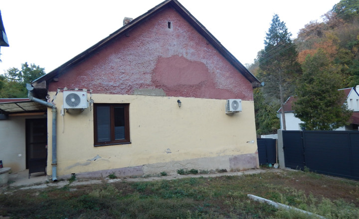 Na predaj 3 izb. zrekonštruovaný dom v obci Leľa pri Štúrove. - fotografia 13