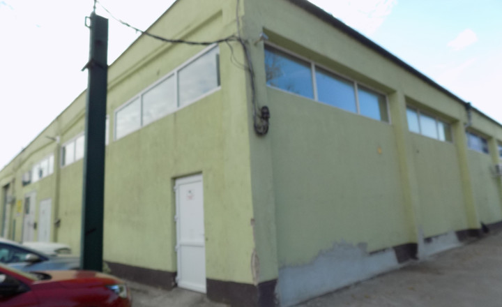 NA PREDAJ: Kompletne prenajatý priemyselný areál (3 857 m²) – Nové Zámky - fotografia 2